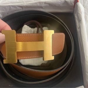 AUTHENTIC HERMES BELT  USED IN GREAT CONDITION size 38 reversible